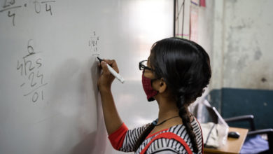 Photo of Доклад ЮНИСЕФ: у девочек и мальчиков одинаковые способности, но разные возможности в изучении математики